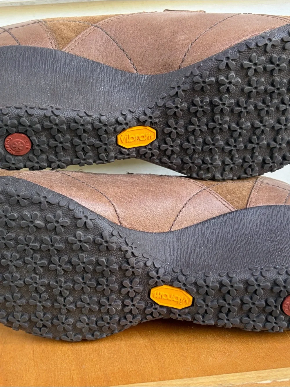 Merrell Orchid Tan Leather Suede Mary Jane Wedge Shoes Vibram Women’s 6
